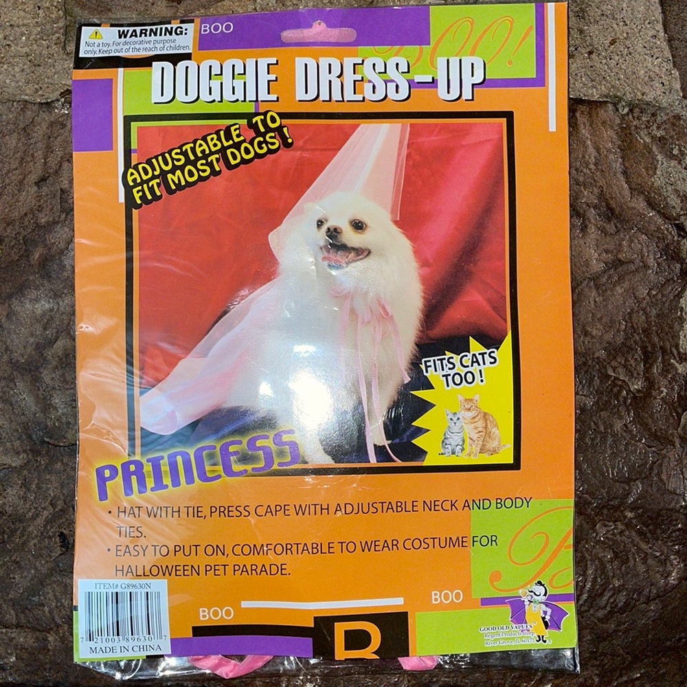 NWT Doggie Dress-Up Princess hat and cape - never opened